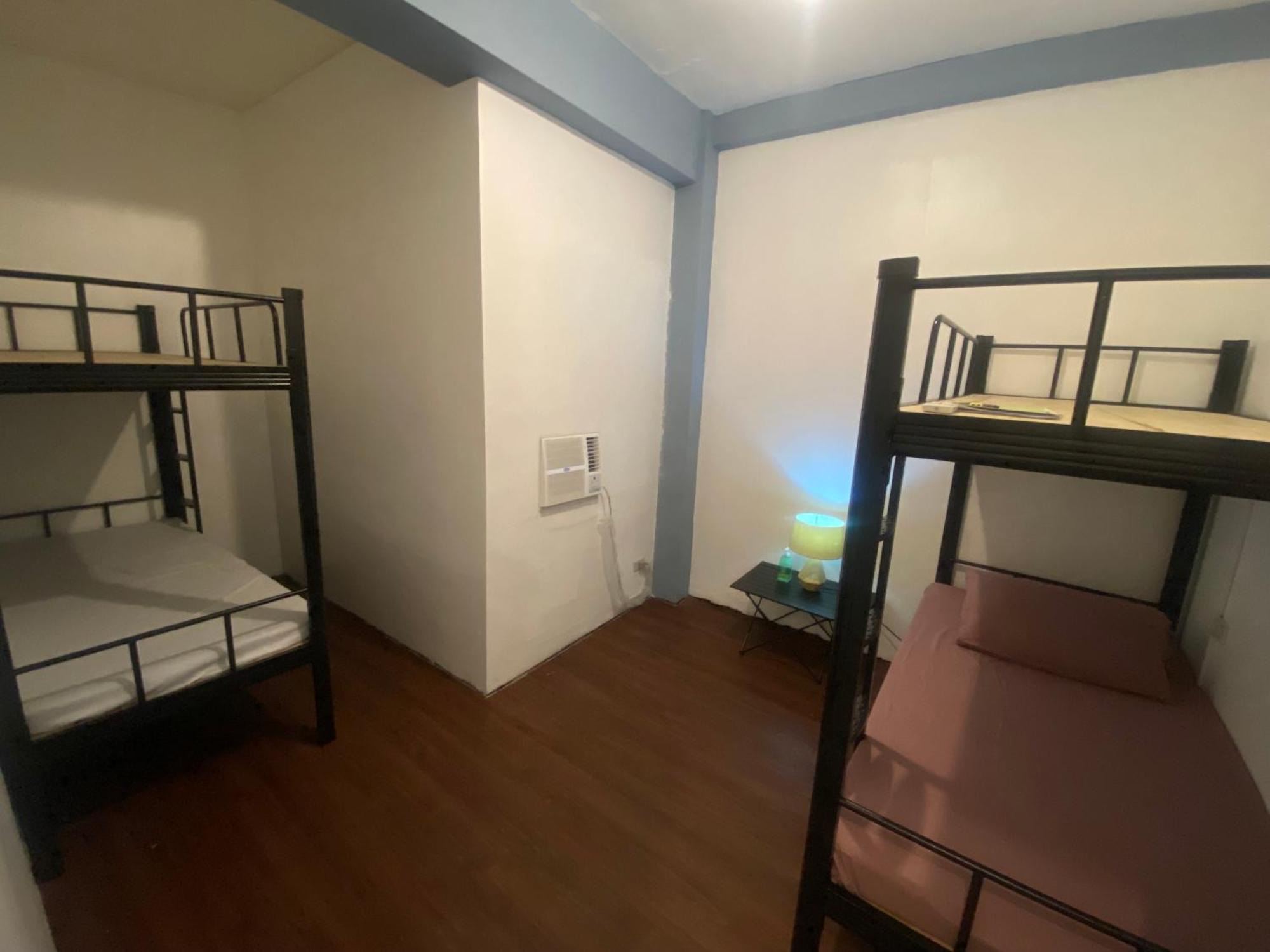 Lime Lite Manila Hostel Makati City Exterior photo